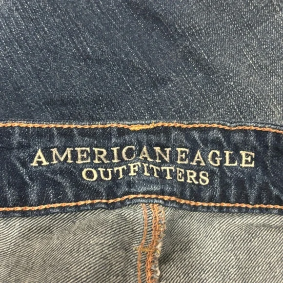 American Eagle Ripped Jeans - Picture 3 of 4